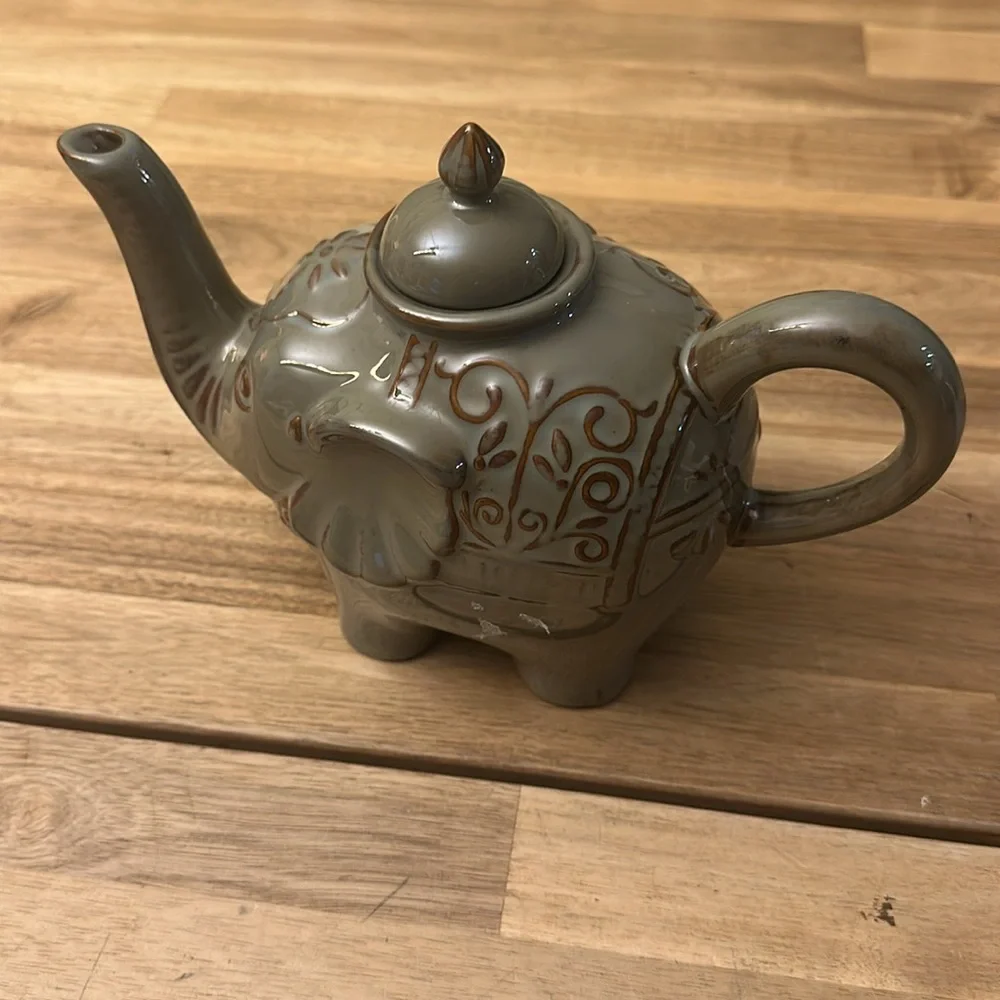 PIER 1 IMPORTS TEAPOT